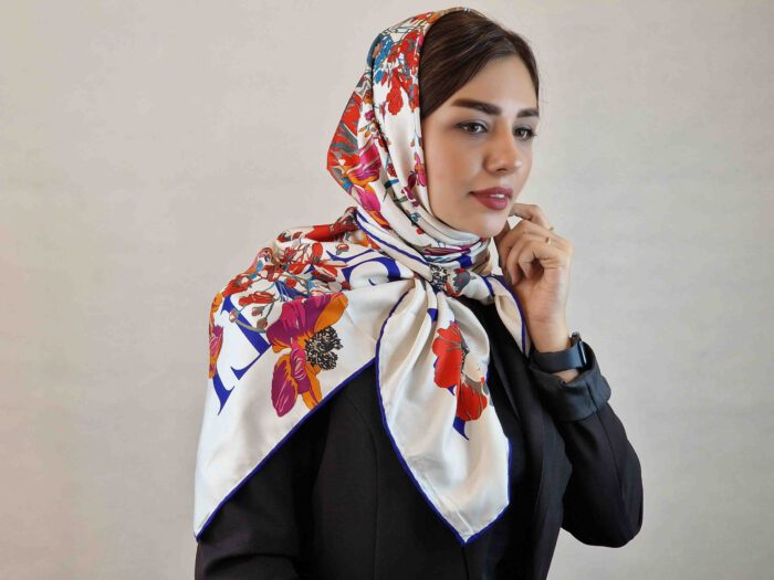 روسری ولنتینو valentino کد 108