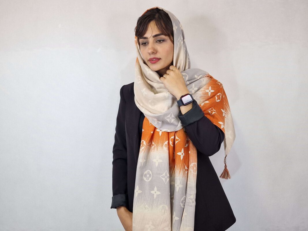 فروشگاه شال و روسری عطاکالکشن