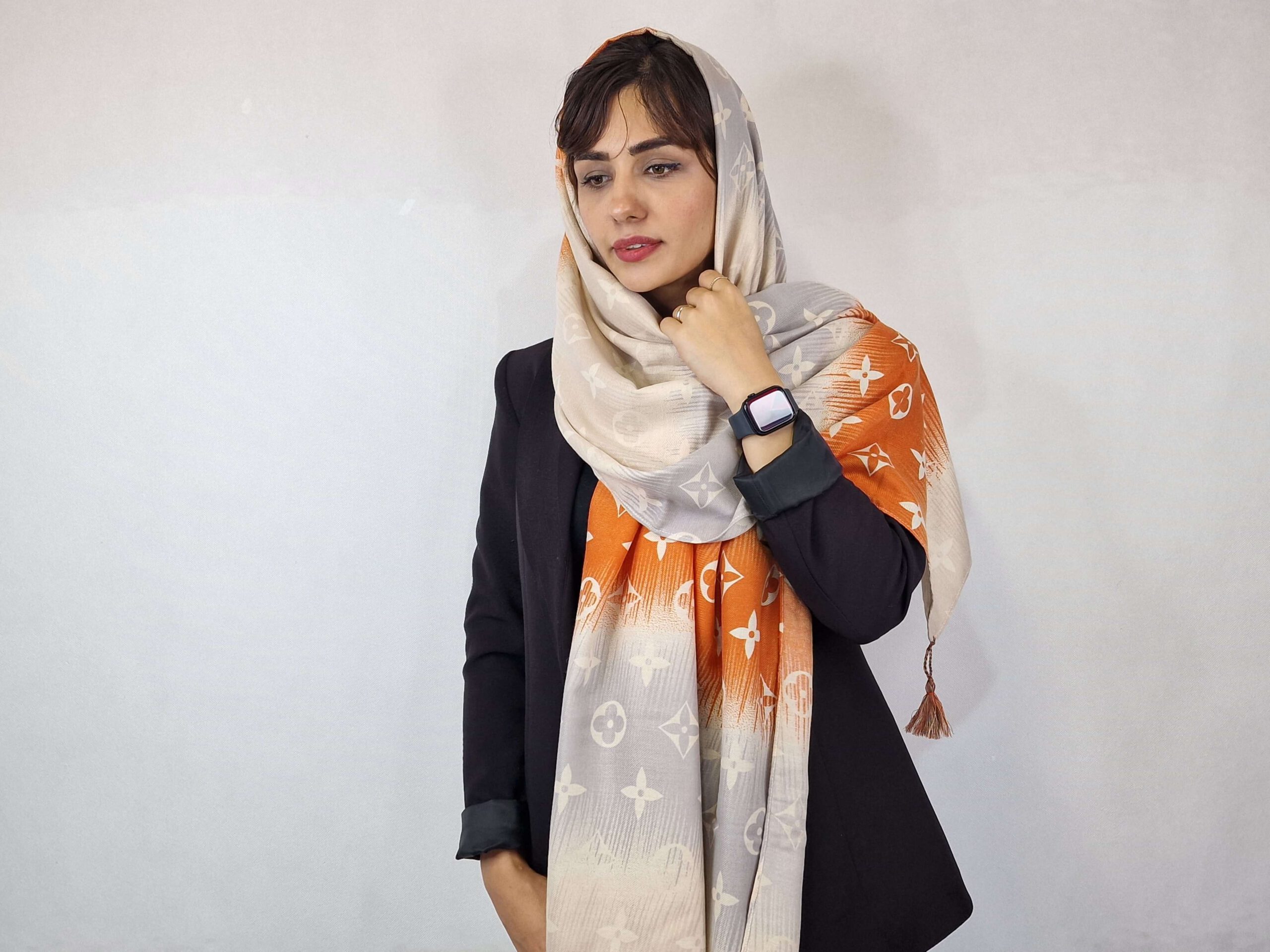 فروشگاه شال و روسری عطاکالکشن
