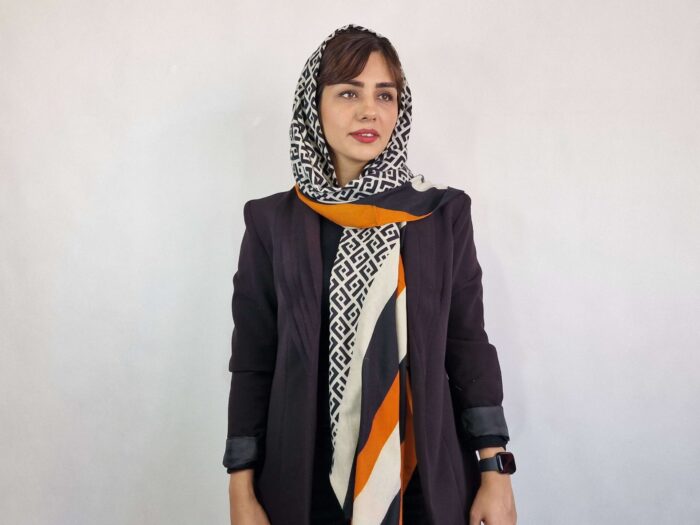 شال چه رنگی بپوشم و نحوه یستن شال
