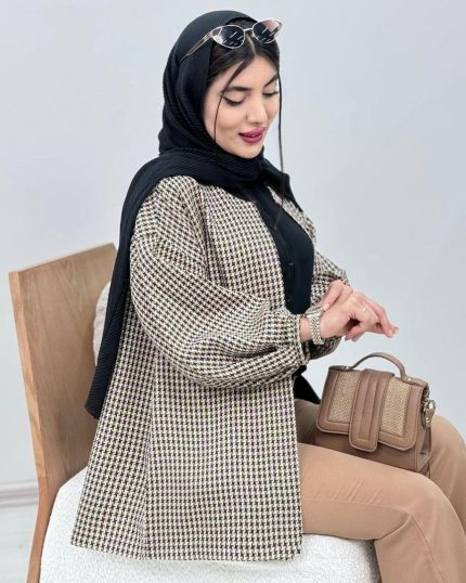 کت دوجیب کمربندار طرح دار